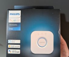 Philips Hue Bridge - v1