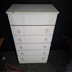 Bedroom drawer unit free to take away
