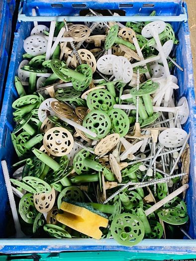 60,000 Collated Plasterboard Gun Screws Job Lot Clearance Plasterers Supplies