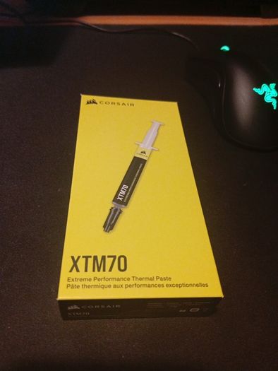 Corsair XTM70 thermal paste