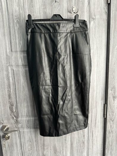 River Island Pencil Skirt - UK 10