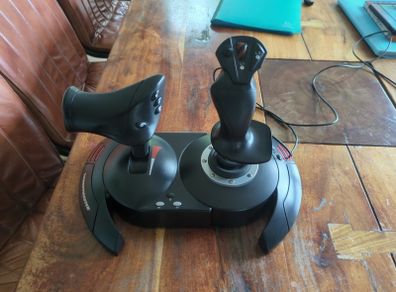 Thrustmaster