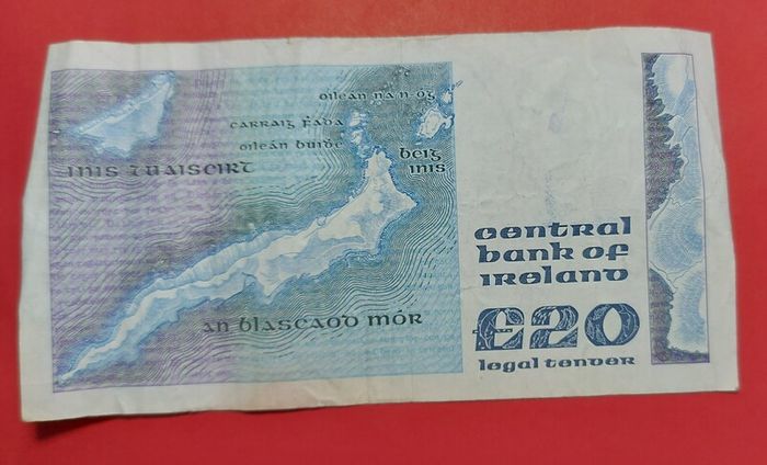 Irish 1988 "YEATS" Twenty pound note in .Fine condition