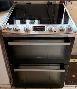 Oven