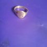 9k gold signet ring Image 3
