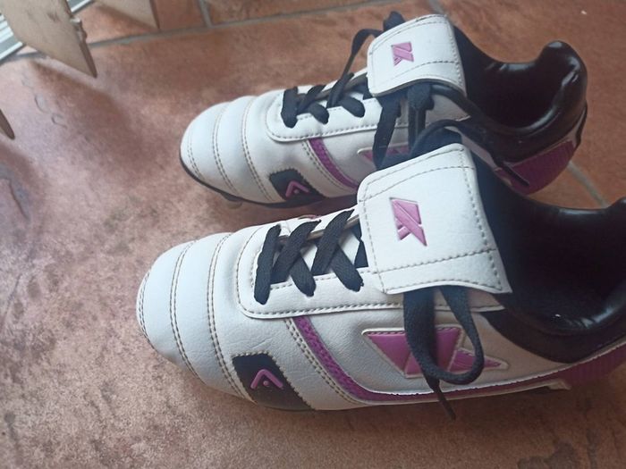 Kooga Football Boots size 1 / EU33