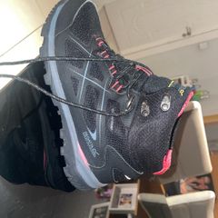 hiking boots
