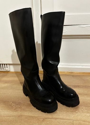 Knee high boots H&M