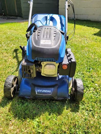 HYUNDAI Lawnmower