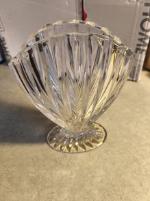 Vintage Marquis Waterford (Gothic print) Crystal Nautical Shell Oval Fan Vase 6 INCHES