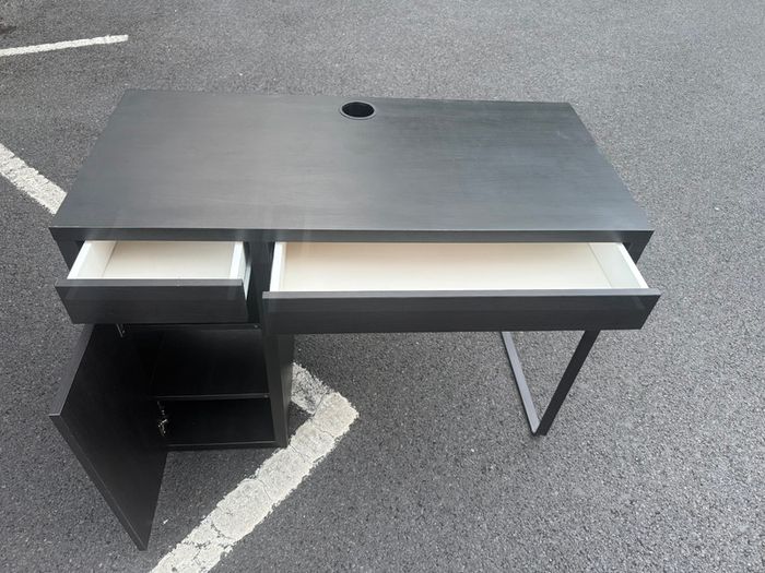 IKEA Micke desk