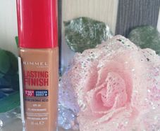 Rimmel London Lasting Finish 400 Natural Beige 35 Hr Spf 20 Foundation Face