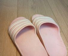 Adidas sliders 12 kids