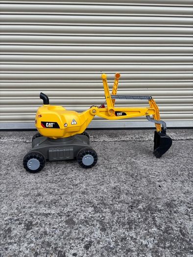 Rolly Cat Excavator Digger