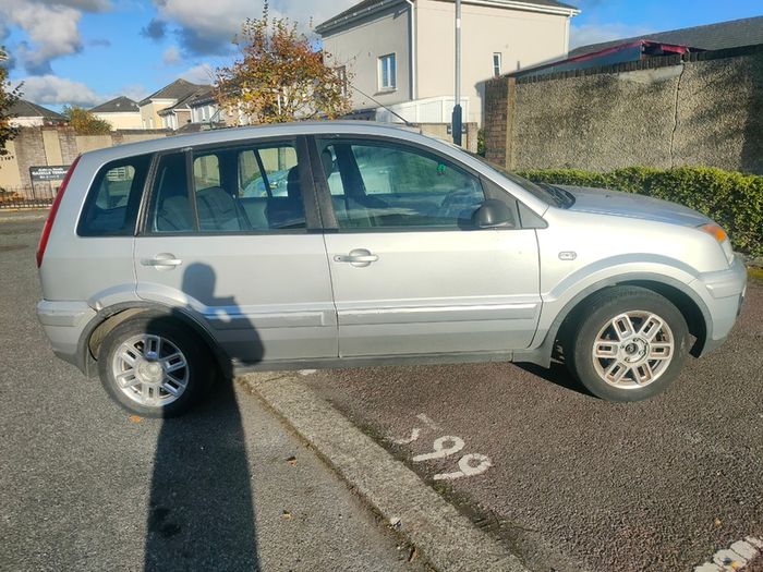 Automatic 2008 Ford Fusion 1.4 petrol NCT 10/27
