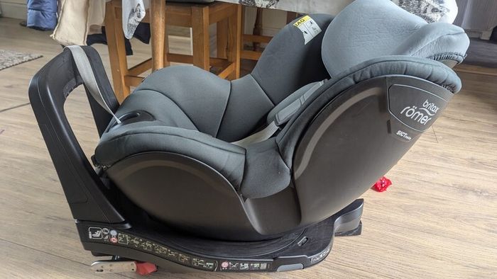 Britax Romer dualfix M I-size