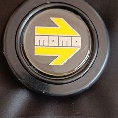 Genuine MOMO Horn Button  Yellow Arrow (HB-01)  Excellent Condition