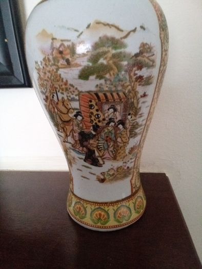 oriental vase