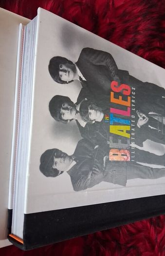 The Beatles Illustrated Lyrics/ 1963 - 1970 / 1st ed./ 2020
