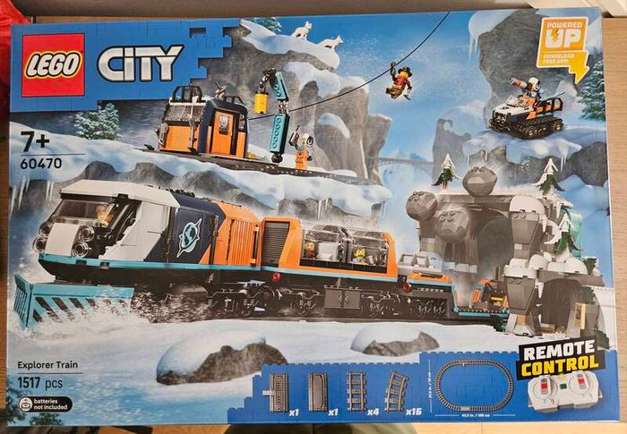 lego city 60470 explorers' arctic polar express train