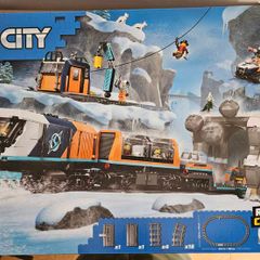 lego city 60470 explorers' arctic polar express train
