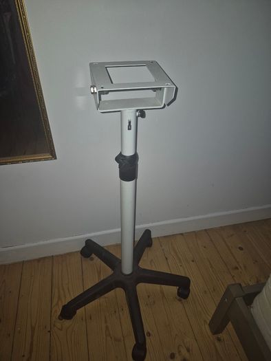 Adjustable stand for dryer/blaster