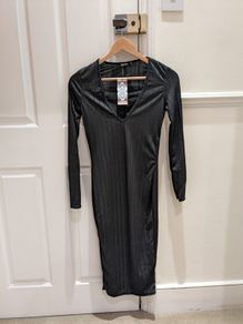 Boohoo Ribbed Plunge Neck Midi Dress