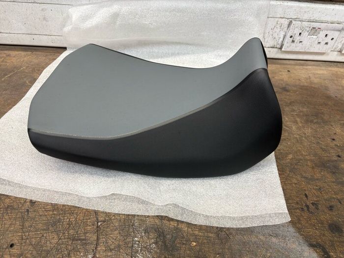 BMW R1300GS/GSA Akrapovic Double Silencer/Low Seat