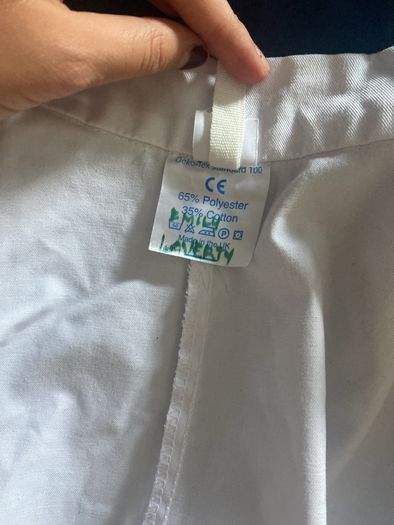 Howie style lab coat