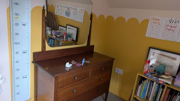 Dresser with chest of drawers