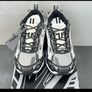 Off White be right back Image 3