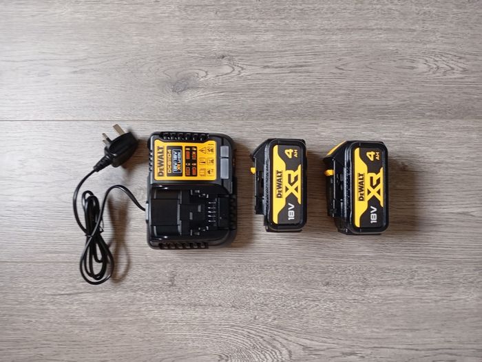 DeWalt dch273 SDS Drill (New)