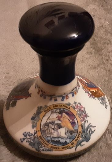 pusser rum decanter