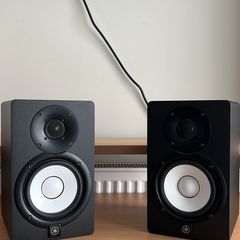 Yamaha HS5