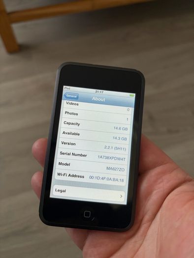 IPod  touch 1st gen