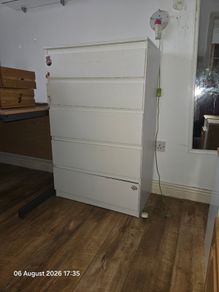 Free chest of drawers