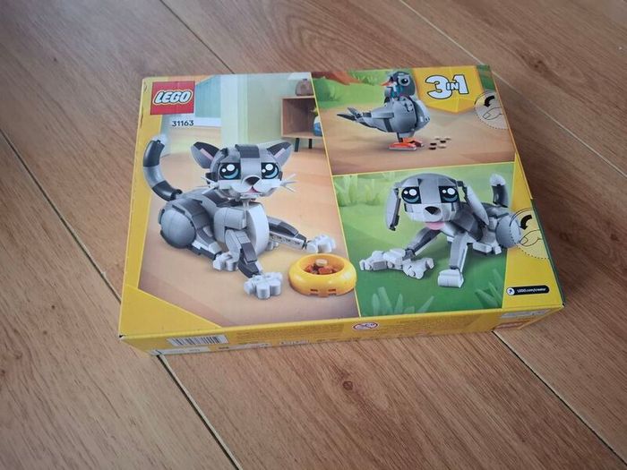 LEGO Creator 31163 3-in-1 Playful Cat