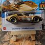 '68 Corvette ! Gas Monkey Garage ! HW Dream Garage ! 2023 ! Hot Wheels ! Mattel ! Image 4