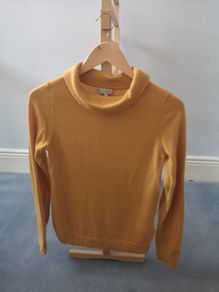 Hobbs jumper