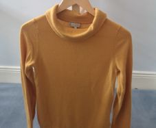 Hobbs jumper