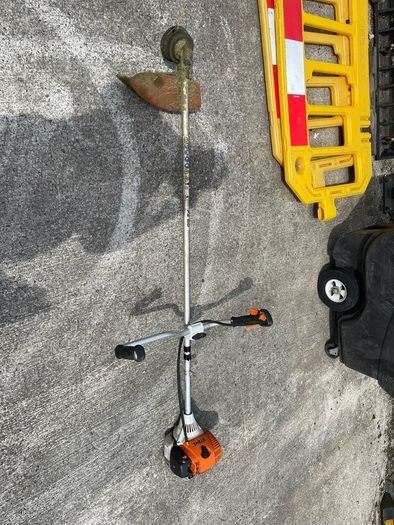 Stihl FS 100 Strimmer
