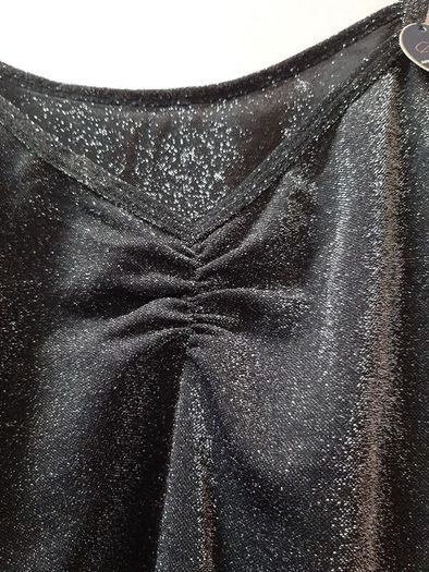 New vintage top tag attached