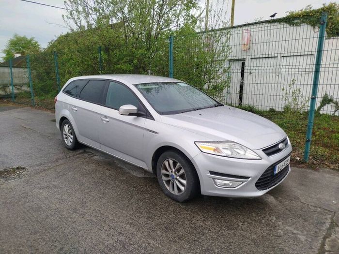 Ford Mondeo estate 2011