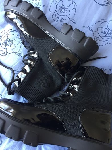 ladies boots black