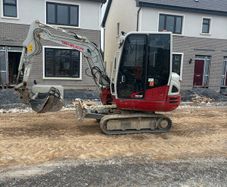 Takeuchi Tb230
