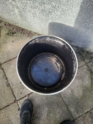 Stainless steel plant pot