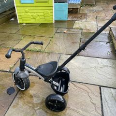 Kids tricycle