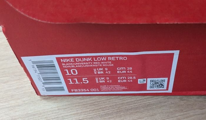 Dunk Low Retro "Red Swoosh Panda" sneakers