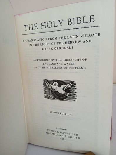 The Holy Bible: A Translation from the Latin Vulgate in the Light of the Hebrew and Greek Originals Translated by Monsignor Ronald Knox (PT249)