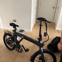 Engwe P20 Electric Folding Bike As New Only 352 Km